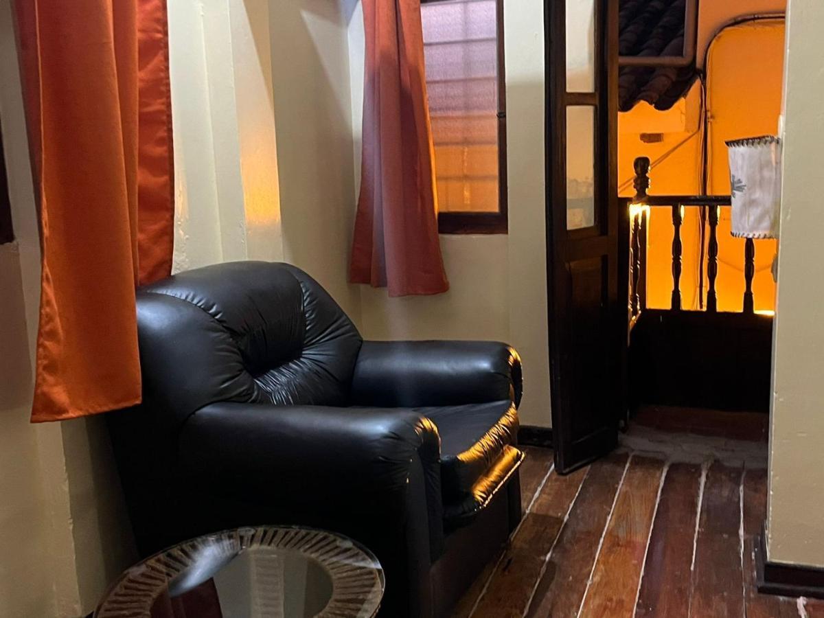 Hostal Andenes De Alabado Hotel Cusco Bagian luar foto